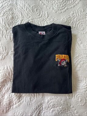 Pittsburgh Pirates Embroidered Black Graphic Tee